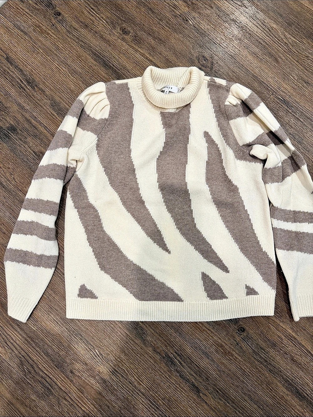 Abstract Crewneck Sweater in Cream & Brown Like New